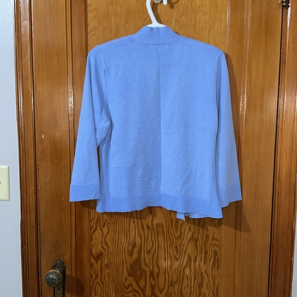 89th and Madison Blue Women's Sweater Sz  large - Picture 3 of 3